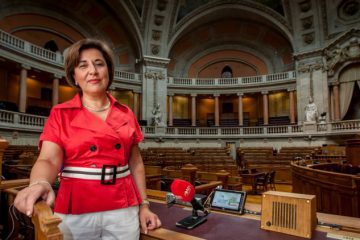 Anabela Neves: “Ser repórter parlamentar é talvez das especializações mais exigentes e mais complexas do jornalismo”