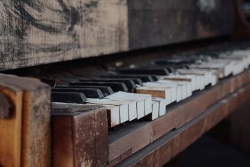 A arte de afinar e restaurar pianos